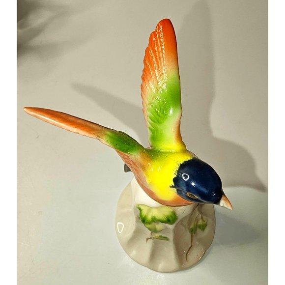Vintage Ardalt Lenwile Bone China Bell Oriole Bird 5 inches Tall - Picture 8 of 9